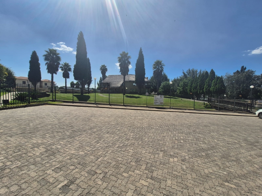 1 Bedroom Property for Sale in Vaalpark Free State